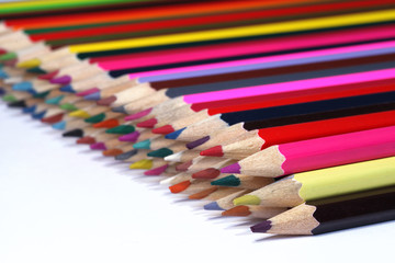 Obraz premium alignement crayons de couleurs 