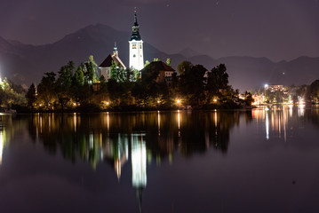Fototapeta na wymiar Panorama on Lake Bled in Slovenia at night