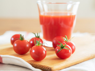 ミニトマトとトマトジュース