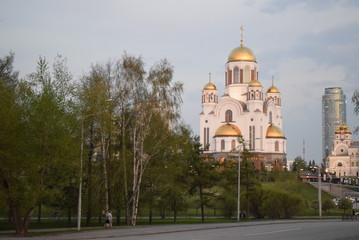 Fototapeta na wymiar Architecture Orthodox church, temple, Yekaterinburg
