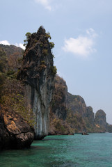 Naklejka premium The entrance to the lagoon of Phi Ley island Phi-Phi-Le