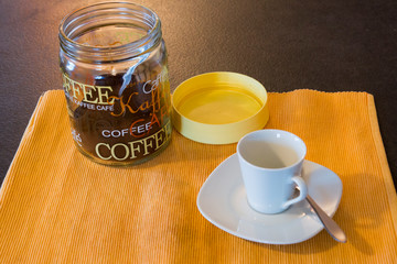 tovaglietta caffè e tazza
