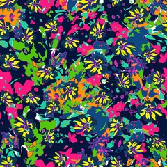 Fototapeta na wymiar Cute pattern in a small flower. Little colorful flowers. Colorful and bright summer silhouette. Abstract seamless pattern with leaves and flowers. Background with floral vector for modern style.