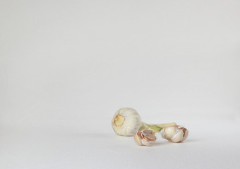 Antiviral home remedy garlic. The preservation of health during a pandemic.