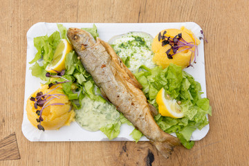 Fried fish with polenta 