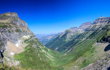 Fototapeta na wymiar Glacier Pass
