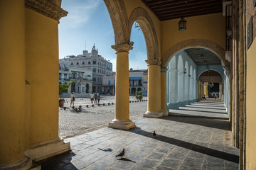 Fototapeta na wymiar plaza vieja de la habana cuba