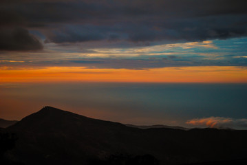 Atardecer en las montañas