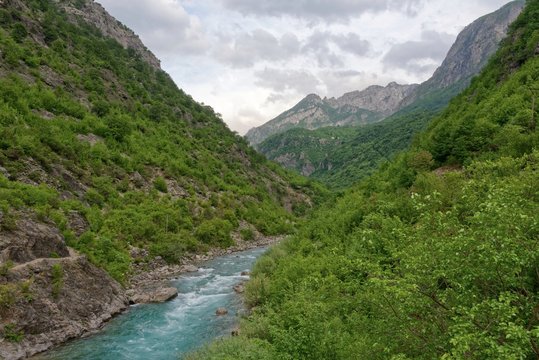 Albanien - Albanische Alpen - Fluss Cijevna