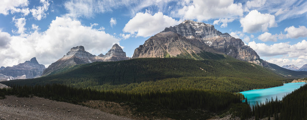 Beautiful high mountains and turquoise Moraine lake
