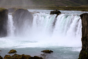 Obraz premium Godafoss / Iceland - August 26, 2017: The Godafoss waterfall, Iceland, Europe