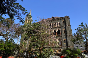 Obraz premium MUMBAI, INDIA - February 7, 2019: City views of Mumbai, the financial, commercial and entertainment capital of India