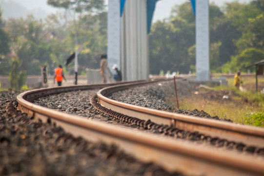 railroad tracks in the morning
