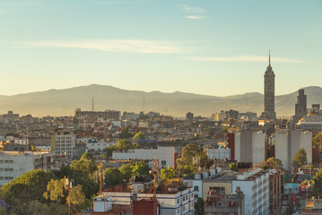 ciudad de  mexico al amanecer 