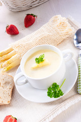 Delicious white asparagus cream soup