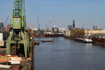 Hamburger Hafenblick; Reiherstieg und Norderelbe
