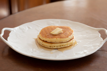 自宅のホットプレートで焼いたパンケーキ