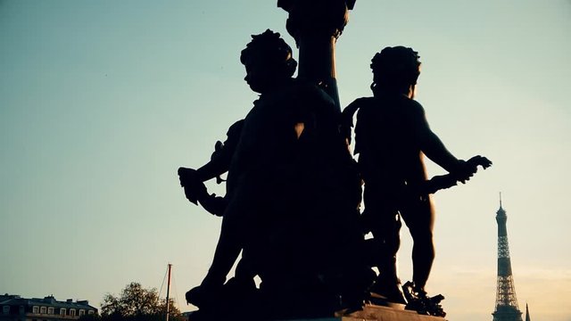 The mystery of the statues of the paris decks. (Documentary, horror, tense, thriller)