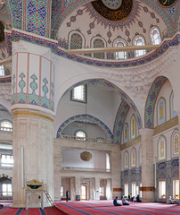 Fototapeta na wymiar Ankara/Turkey- June 2 2018: Interior of Kocatepe Mosque