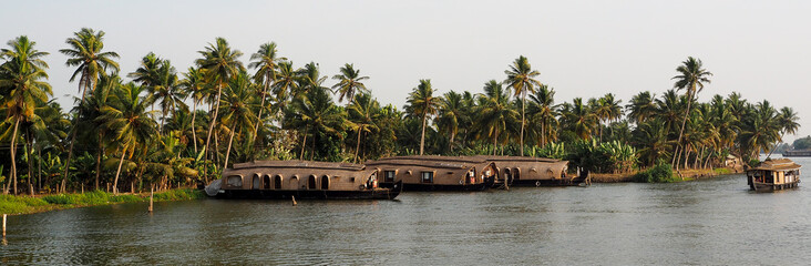 cruise boat on kerala lake