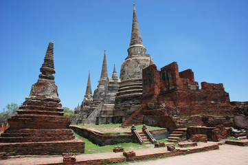 Fototapeta premium Stupa in Ruins of Temple