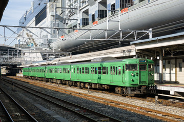Fototapeta na wymiar 115系 京都駅 湖西線