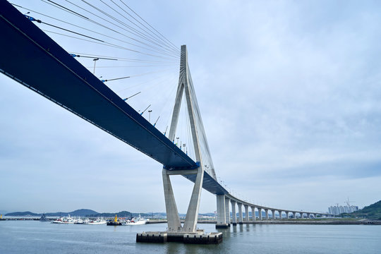 Mokpo Bridge in Mokpo-si, South Korea. © photo_HYANG