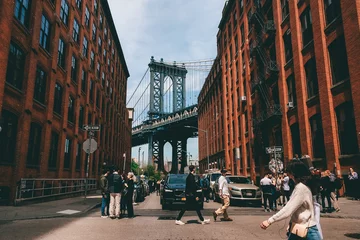 Fototapete Rund New York New York City, NY, USA - 04/20/2019: Famous and best view of Brooklyn Bridge   © Evelyn
