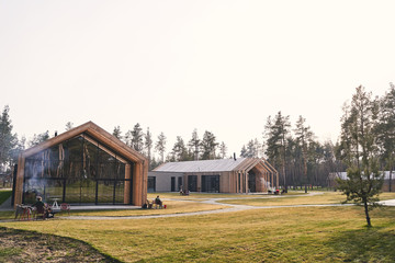Obraz premium People spending their leisure time in a cottage estate