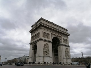 Fototapeta na wymiar Arc de triomphe napoléonien