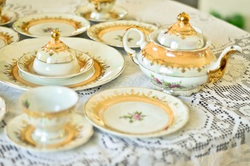 porcelain