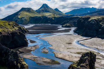 Water stream the mountains, Highlands traverse