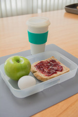toast and apple breakfast