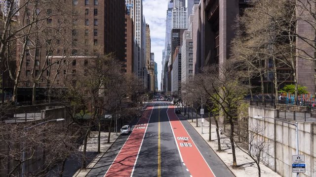 Traffic on 42th street during city lockdown in New York Timelapse