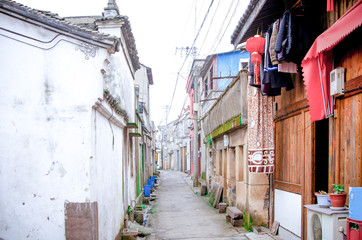 Fototapeta na wymiar The quiet alley in a old town in east China.