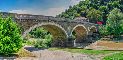 Fototapeta premium Bridge over the Yantra River near Veliko Tarnovo Fortress, Bulgaria