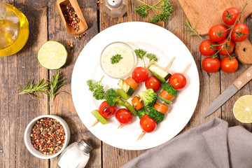 vegetable barbecue skewer and sauce