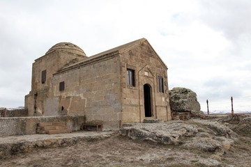 High Church. It is located in Guzelyurt district of Aksaray. The church on the rock was built in the Byzantine period.