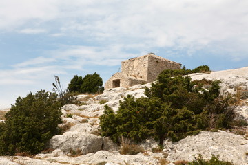 Trets et la montagne Sainte-Victoire en Provence, France