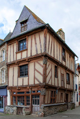 Fototapeta na wymiar Malestroit. Maison à colombages ancienne, Morbihan, Bretagne