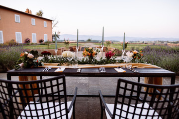 wedding table in Tuscany