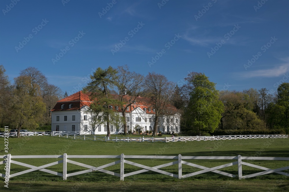 Poster Beautiful Panker manor estate with paddock in springtime