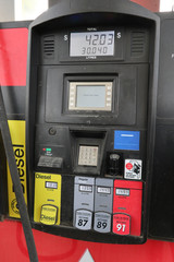 ガソリン給油　Gasoline refueling foreign countries drive