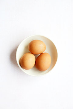 Eggs top
