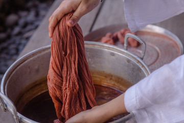 hand dyeing fabrics made from natural dyes