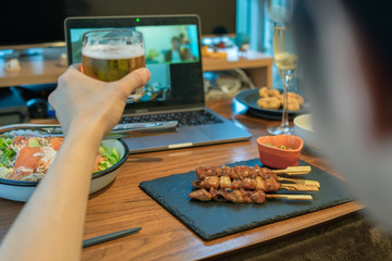 インターネットを使ったオンライン飲み会