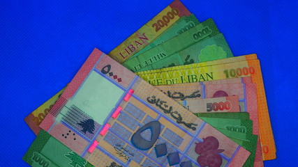 Billetes libaneses. Papel moneda del banco de El Libano.