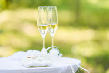 wedding champagne glasses