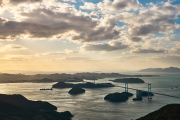 しまなみ海道の来島海峡大橋。瀬戸内海の風景。