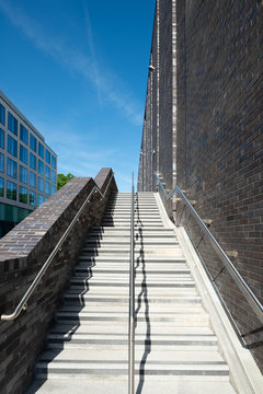 Asending Steps, Solent University Sports Hall, Southampton